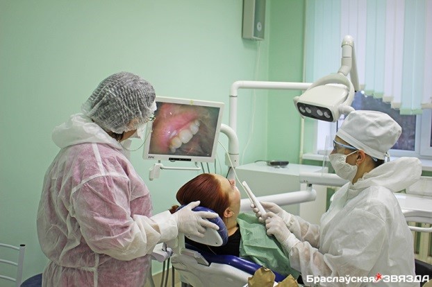 Новый уровень услуг. Как браславским стоматологам работается в обновленном отделении
