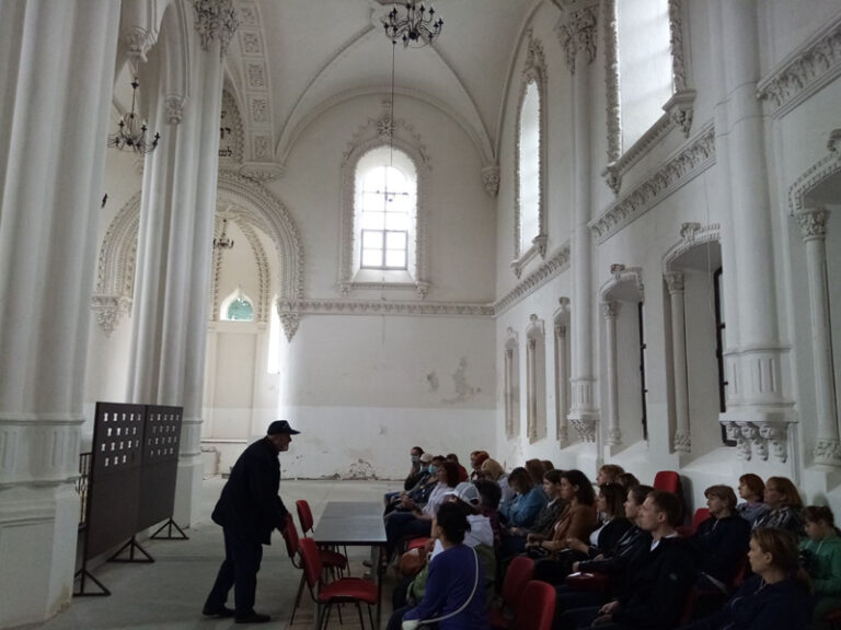 Экскурсионный тур «ЛИДА «СЛАВНЫЙ ГОРОД ГЕДЕМИНА» — КОРОЛЕВСКИЙ ГОРОД ГРОДНО — УСАДЬБА КОРОБЧИЦЫ».