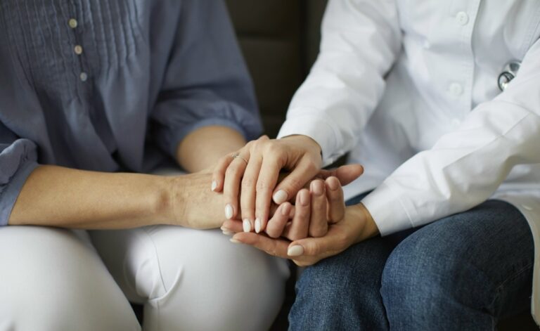 Экстренная психологическая помощь 24/7